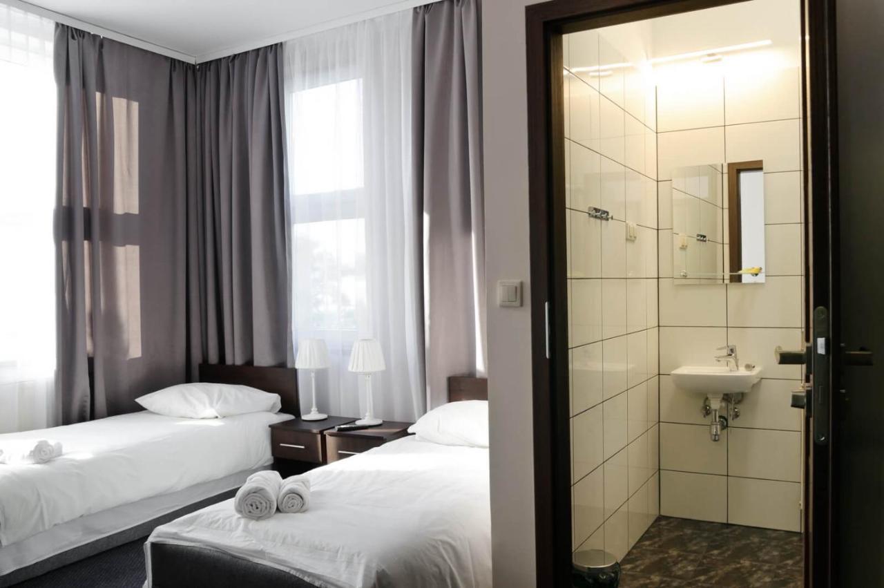 Baza Hotelowa Bobrowiecka 9 Varšava